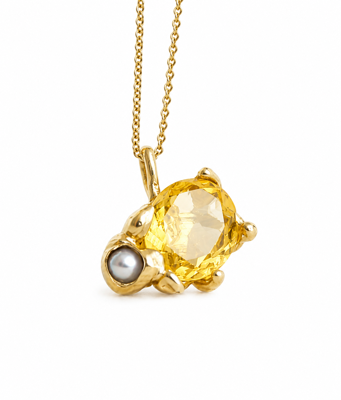 Citrine and freshwater pearl pendant